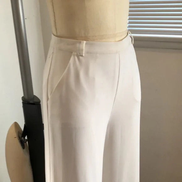 Bebe white wide leg crop - Picture 4 of 9
